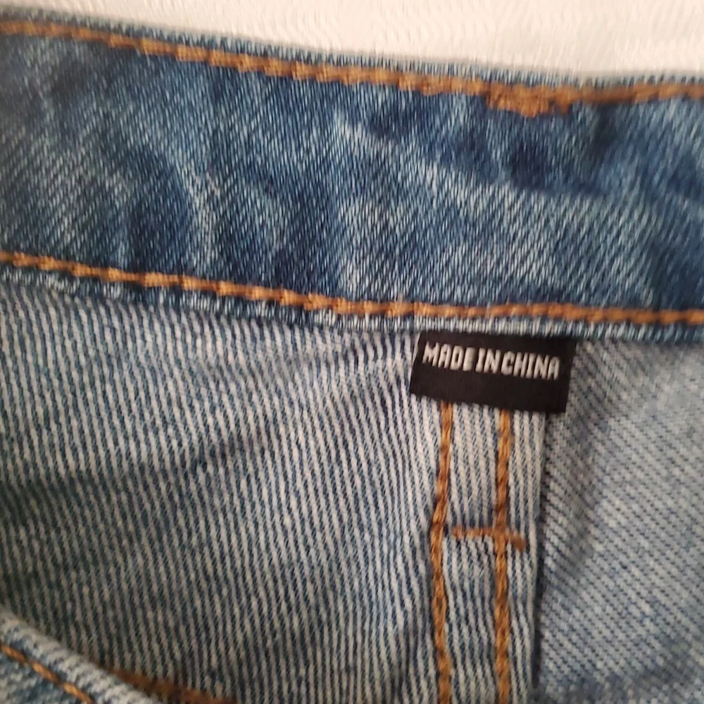 Blank NYC Bahama Mama jean short size 30 - Picture 8 of 14